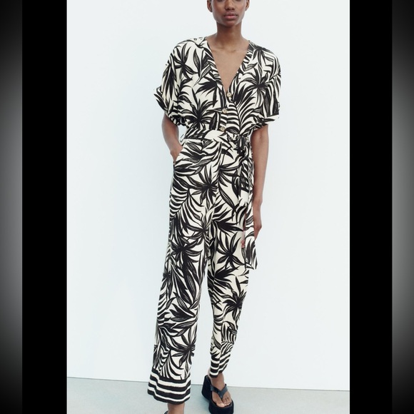 PRINTED BELTED JUMPSUIT - Picture 7 of 9